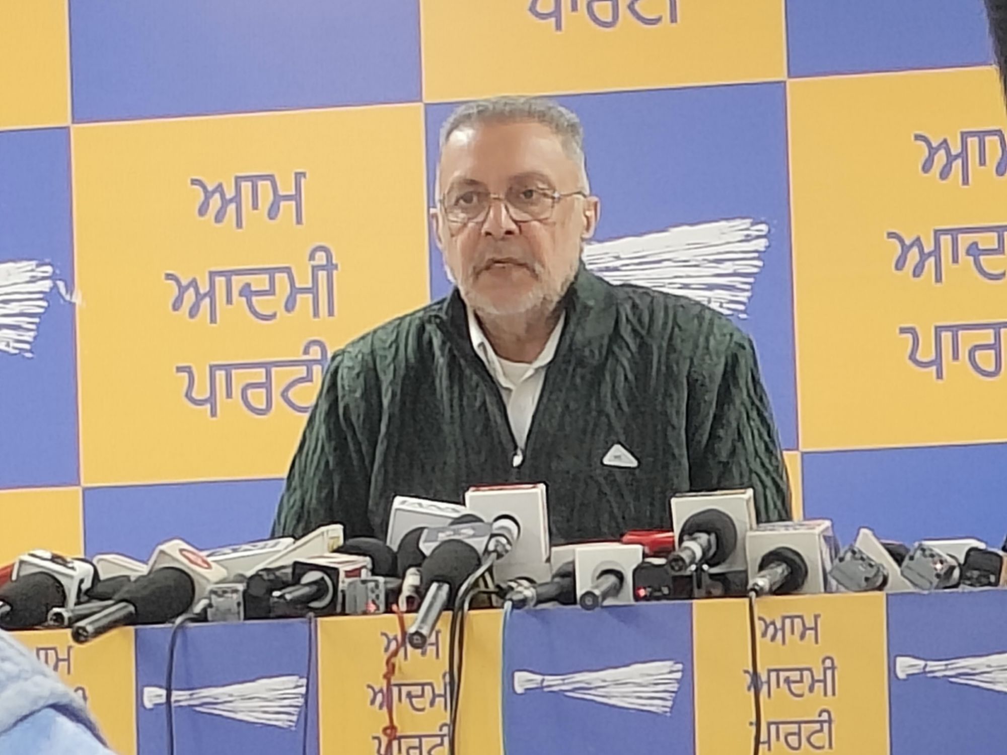 ਮੰਤਰੀ ਬਲਬੀਰ ਸਿੰਘ ਦਾ ਵੱਡਾ ਐਲਾਨ: ‘Mukh Mantri Sehat Yojana’ Card ਬਣਾਉਣ ਨੂੰ ਲੈਕੇ ਪੈਸੇ ਲੈਣ ਵਾਲਿਆ ਤੇ ਪਰਚਾ ਦਰਜ !